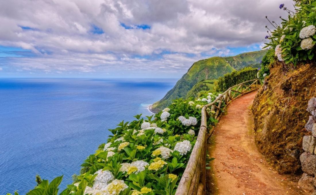 Azores-hiking-trail
