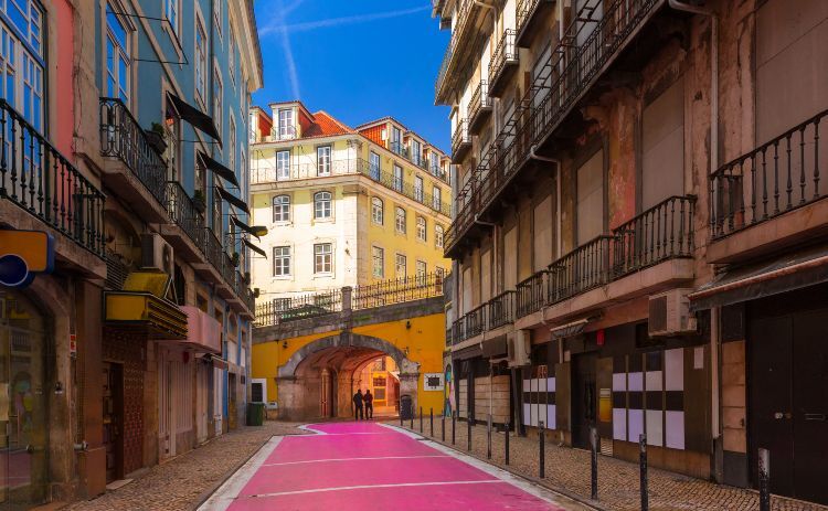 Cais do Sodre Pink Street Lisbon
